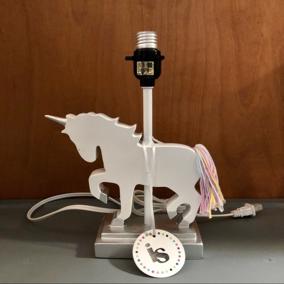 White Unicorn Silhouette Table Lamp with Rainbow Yarn Tail NWT - Picture 1 of 4